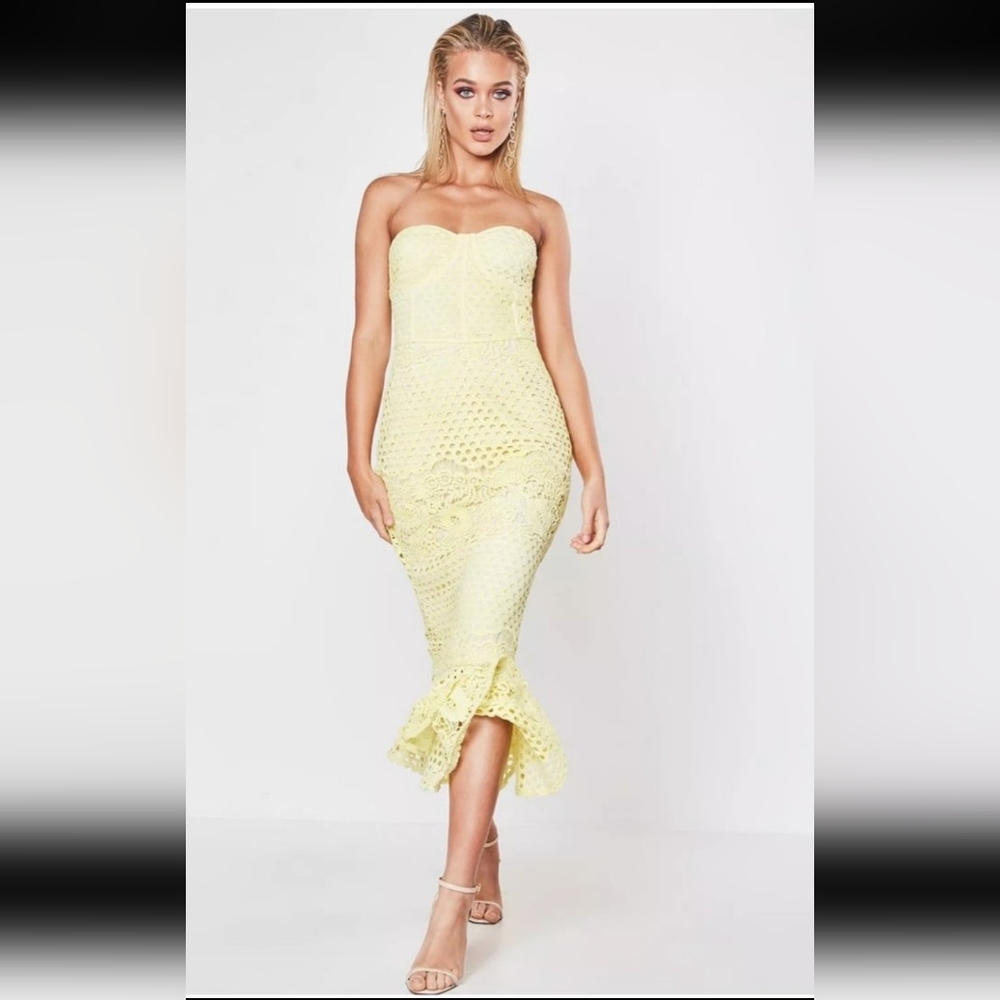 Elegant Yellow Lace Strapless Dress